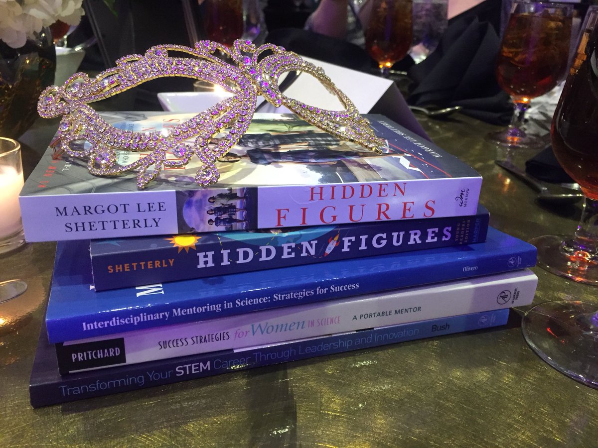 DrGrantEmpowers's tweet photo. Excited to celebrate #cbprtp gala with @Cisco Black Professionals group ... @DrGrantEmpowers https://t.co/sL0BE1iGlj