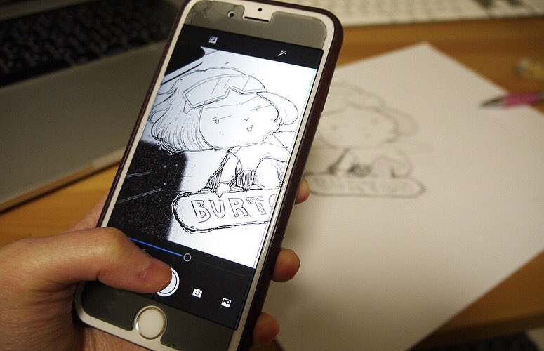 アッシー デザイナー Ashimfactory ちなみに スマホのadobecaptureで撮影した絵を Airdropを使ってpcに共有する時svg Pdf Pngからファイル形式を選べます Svgを選んでおけばイラレでシェイプ化 フォトショで背景が透過されたラスターで開けますよ