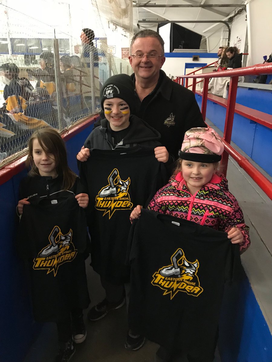 budden_don's tweet photo. Eastern Shore Cooperator “Fans of the Game” Caelyn Dacey, Gabbie London and Cohen Conrad https://t.co/vUjepc1JLX