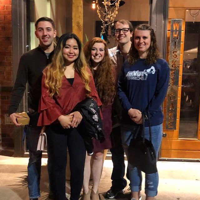 Kenzie1294's tweet photo. Get yourself a Lifegroup like mine! I absolutely love these people. 💙#strangersbecomefriends #bettertogether #lifechurch https://t.co/kWhP3XiZUX