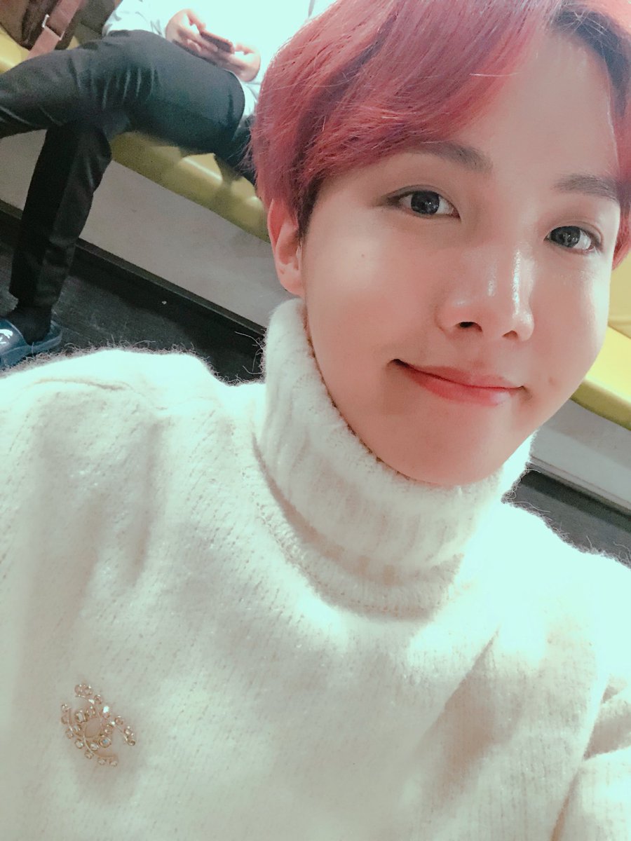 Apeachim7's tweet photo. 호비짱 생일축하행🌸
ほぷちゃんなしのばんたんは
成り立たないから。
あなたに会えますように…✨

#희망이_있는곳엔_반드시_호석이_있네 
#제이홉_생일_ㅊㅋ 
#쩨이호오오오오오오옵 https://t.co/9IZbgrXc7K