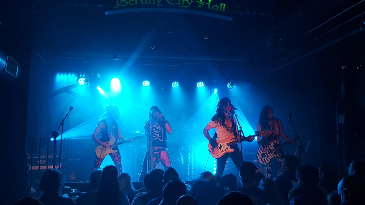 WUTKTheRock's tweet photo. Everything is "So Easy" with @SkankbangerBand @ScruffyCityHall next to @preservationpub https://t.co/OvkoFdahcq