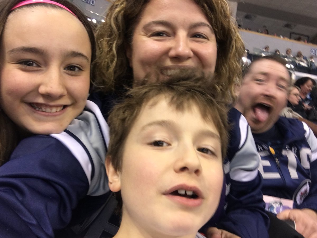 Jazz007's tweet photo. #GoMooseGo #BagItForward https://t.co/wn3FkqBOil