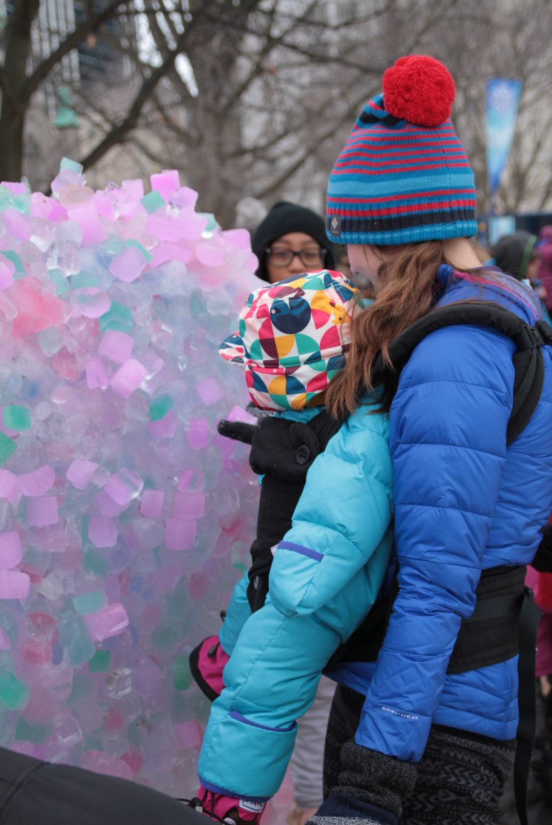 Mish1100's tweet photo. The coloured ice is so much fun. The kids love it (and I do too)! @NCC_Skateway #Winterlude2018 https://t.co/SRUAnk6gef