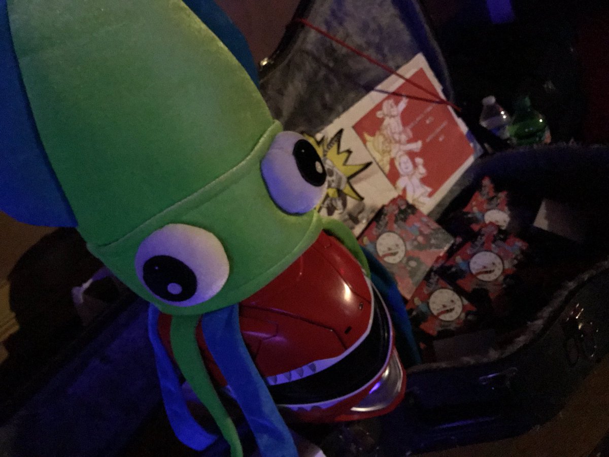 RedTydeRising's tweet photo. Gonna be a red ranger with a squid on his head kind of night!#livemusic  #woodstockga https://t.co/uV5KCwgD82