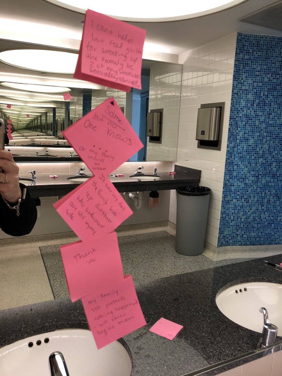 Women supporting women through pink post it notes in the bathroom at the #psrichardson show this afternoon 💞
