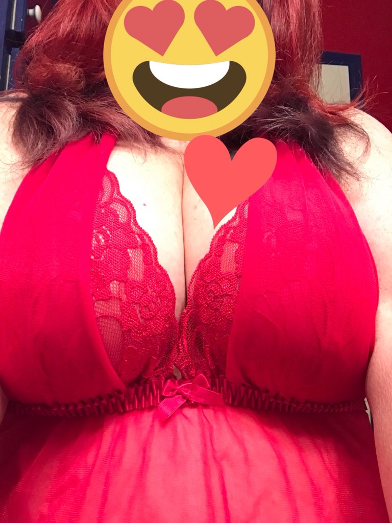 tart409's tweet photo. #ValentinesDaytits #sexywife #rednightie #hugetits #36DDD #milf #bignipples #bigtits #bigboobs #vdaytits #vdayboobs #valentinesdayboobs #naturaltits #latevalentinesdaytits #redheadtits #redheadboobs #bigareolas #hugeareolas #sexyvalentine #sweettits #sweetboobs #fuckabletits #tit https://t.co/gfg4GlctGH