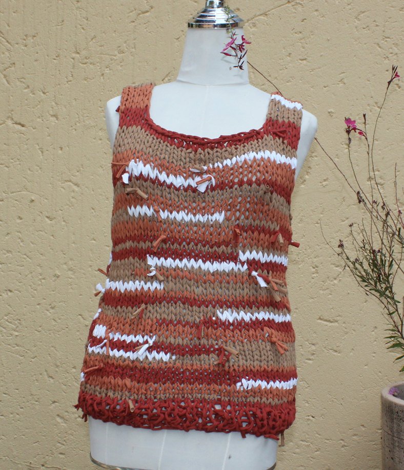 kennainafrica's tweet photo. Tank top , Vest top , Summer top , Textured Clothing , Wearable β¦ https://t.co/FU4tqHNYl5 #KennaInAfrica #LadiesTank https://t.co/MhFNLRIumm