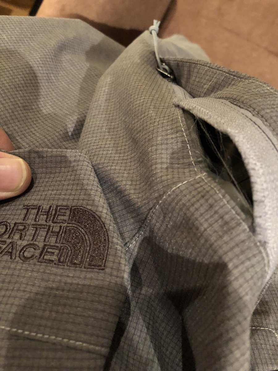 jortsyork's tweet photo. @thenorthface just bought this jacket in South Carolina. Got to Denver to ski. Haven’t even worn it out to the mountain yet and noticed the zipper was ripped. Can you please help? https://t.co/Uacpq1Mrhs