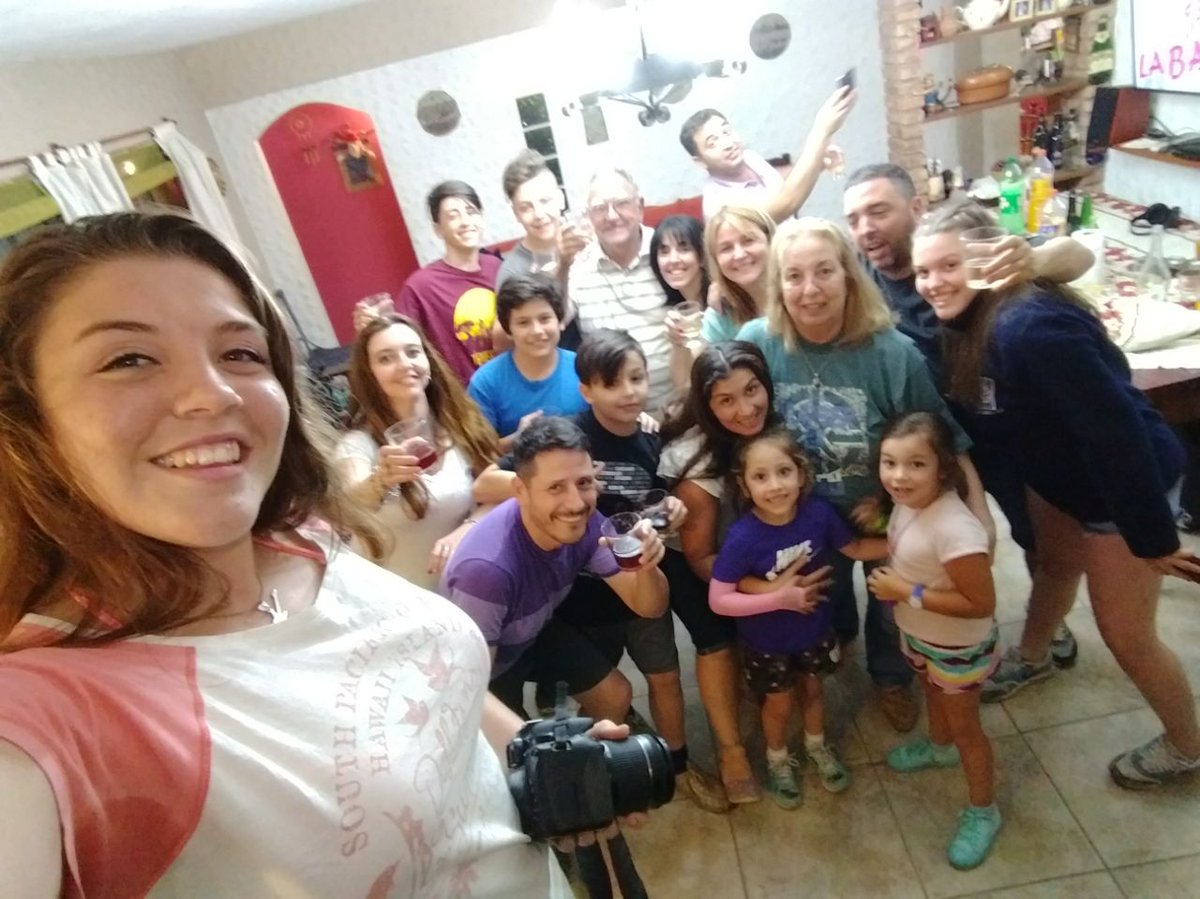 MileSoff_'s tweet image. #FunTimeFebrero2018 
La familia te sigue mandando saludos y recuerdos Julieta, soy la encargada de hacertelos llegar, un bsi