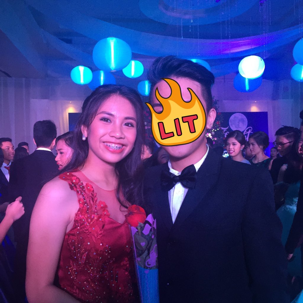 imkierantiu's tweet photo. last prom w/ u 🥀 https://t.co/ese9zyBglN