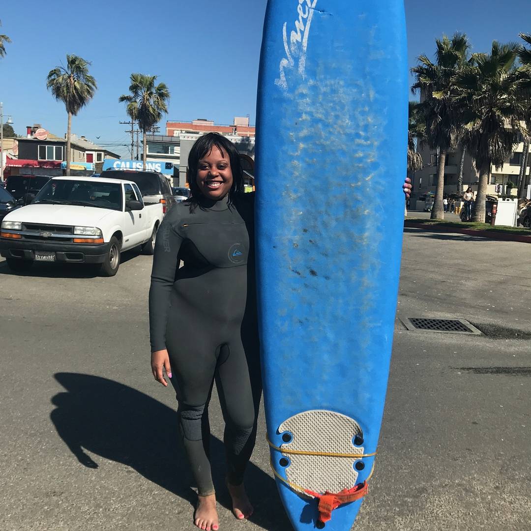 HiddenJewelsLA's tweet photo. Went to Venice beach to interview a pro surfer and ended up becoming one (no pro, yet). 

#LA  #real #raw #CaliSwag #californiadreaming #indieartist #music #surfer #surfergirl #hobby #real #entertainment #entrepreneur #mtv #vh1 #host #tv #cable #vlogger #blogger #interview https://t.co/qQosNo3VXS