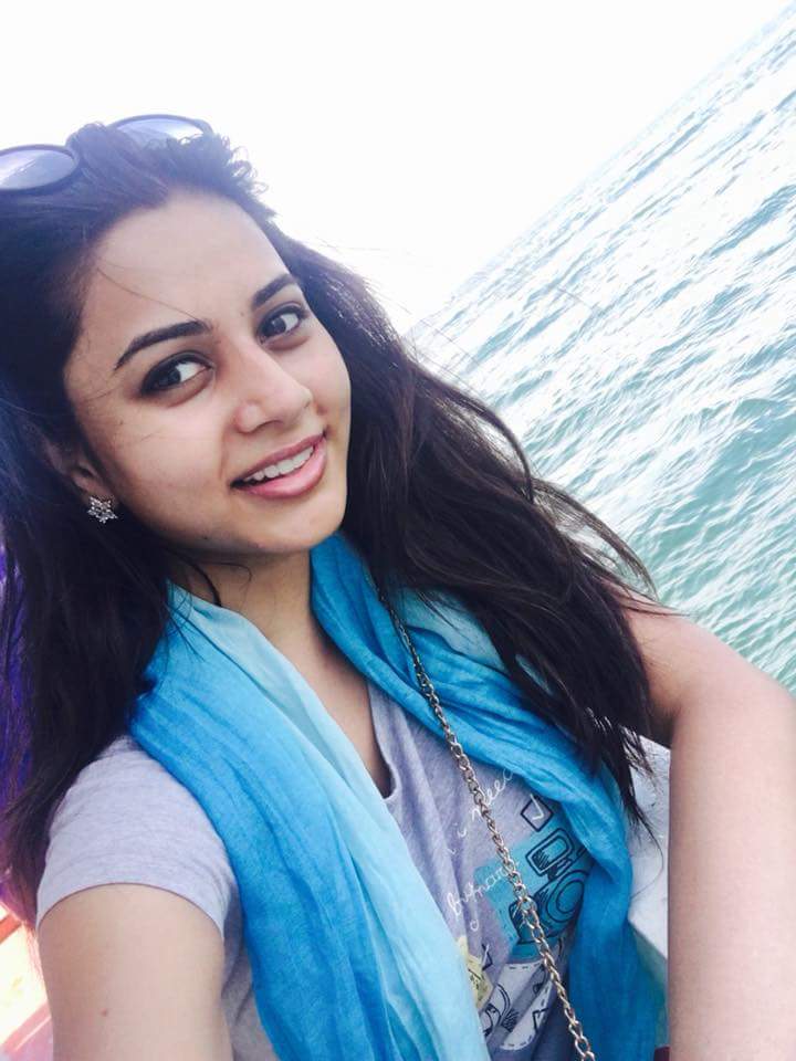 vishwaa888's tweet photo. Kadal dhevathai 😍.. Karai othungiya kavithai 😎.. @suza888 #suzaday... https://t.co/w8pPOQ77Zl