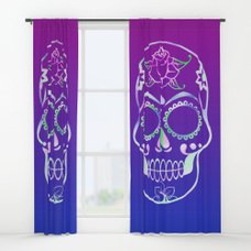 Dakinisa's tweet photo. Time for new curtains! https://t.co/jSsHK6oaId https://t.co/ILsXILOawU