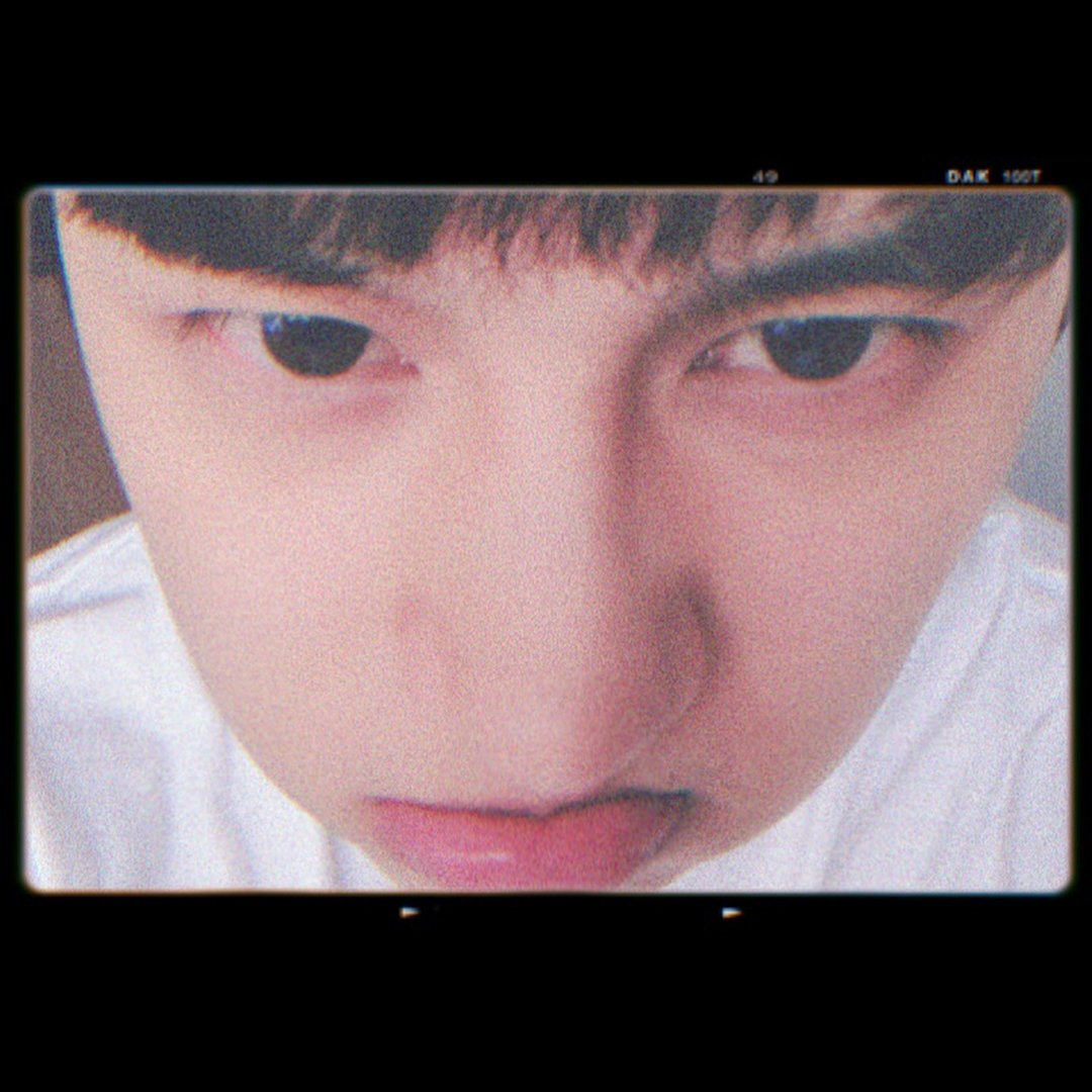 vixxsnaps's tweet photo. [KEN INSTAGRAM(3P)] keken_0406: 앙뇽.

#켄 #뵬뷫애기들 #셀스타그램 #필름 #너무 #가까워 #부끄뎌 #헤헷 https://t.co/2RQ9wL6RBx #kpopsnaps https://t.co/Pllqh2hzFS
