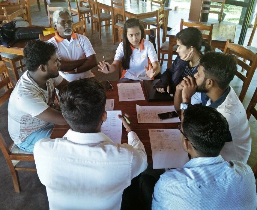 UNFPASriLanka tweet picture