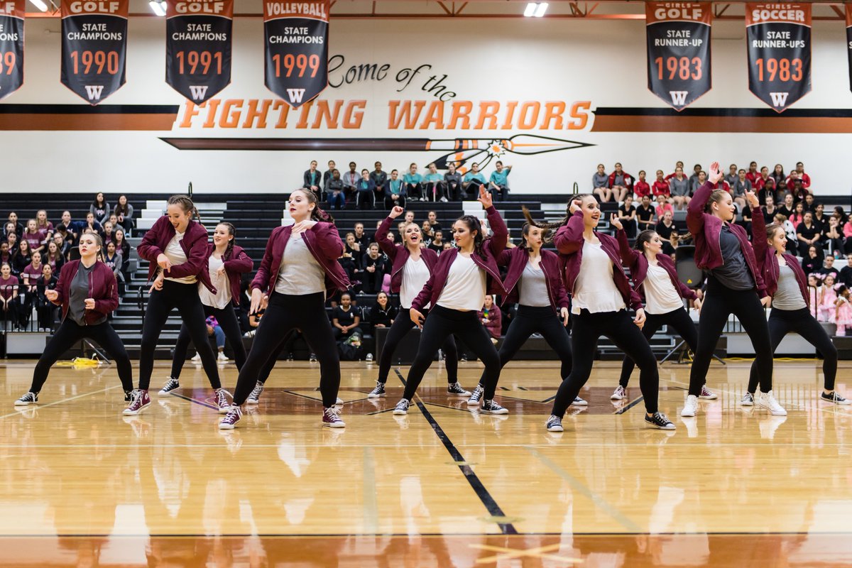 HenryHueyPhoto's tweet photo. Round Rock Dragonettes perform at the Westwood Dance Classic, 2/10/2018.   @rrdragonettes @DragonNationRR @rrisdfinearts @roundrockleader https://t.co/9BppKMpSAN