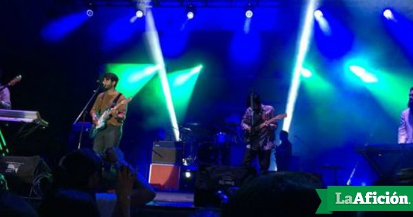 laaficion's tweet photo. 🎤 @thelittlejesus cierra conciertos en el #RockNFut 👉 https://t.co/MiR2VCABPg https://t.co/502FVqz8Ll