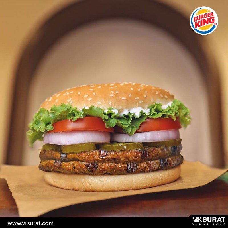 VRSurat's tweet photo. Bite into this irresistible burger because it’s #WhopperWeekend and you have to dine with the king only at #VRSurat.
@burgerkingindia #Foodbox #BurgerKing #WeekendsAtVR
For more details visit https://t.co/KTqGS2ACro
(T&Cs Apply) https://t.co/Wz9l1SBN3N