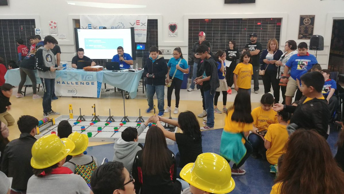 NBenavidez_WSMS's tweet photo. CyberStallionz placed 2nd at Vex IQ tournament. Hard work and dedication pays off. #StallionsLeadtheWay #SliderMS https://t.co/ABpCTeYgMW