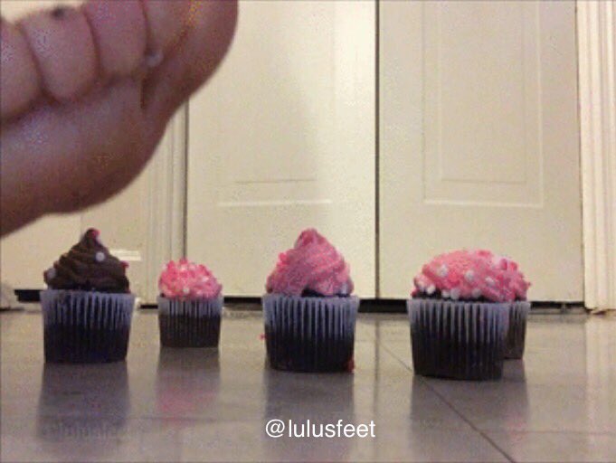 lulusfeet's tweet photo. New video has been posted :) 

Squishing cupcakes with my feet ASMR (.mp4) #FOOTFETISH #clips4sale https://t.co/dLjc1tdgPI via @clips4sale

#footfetish #feet #fetish https://t.co/FFbtotNCJx