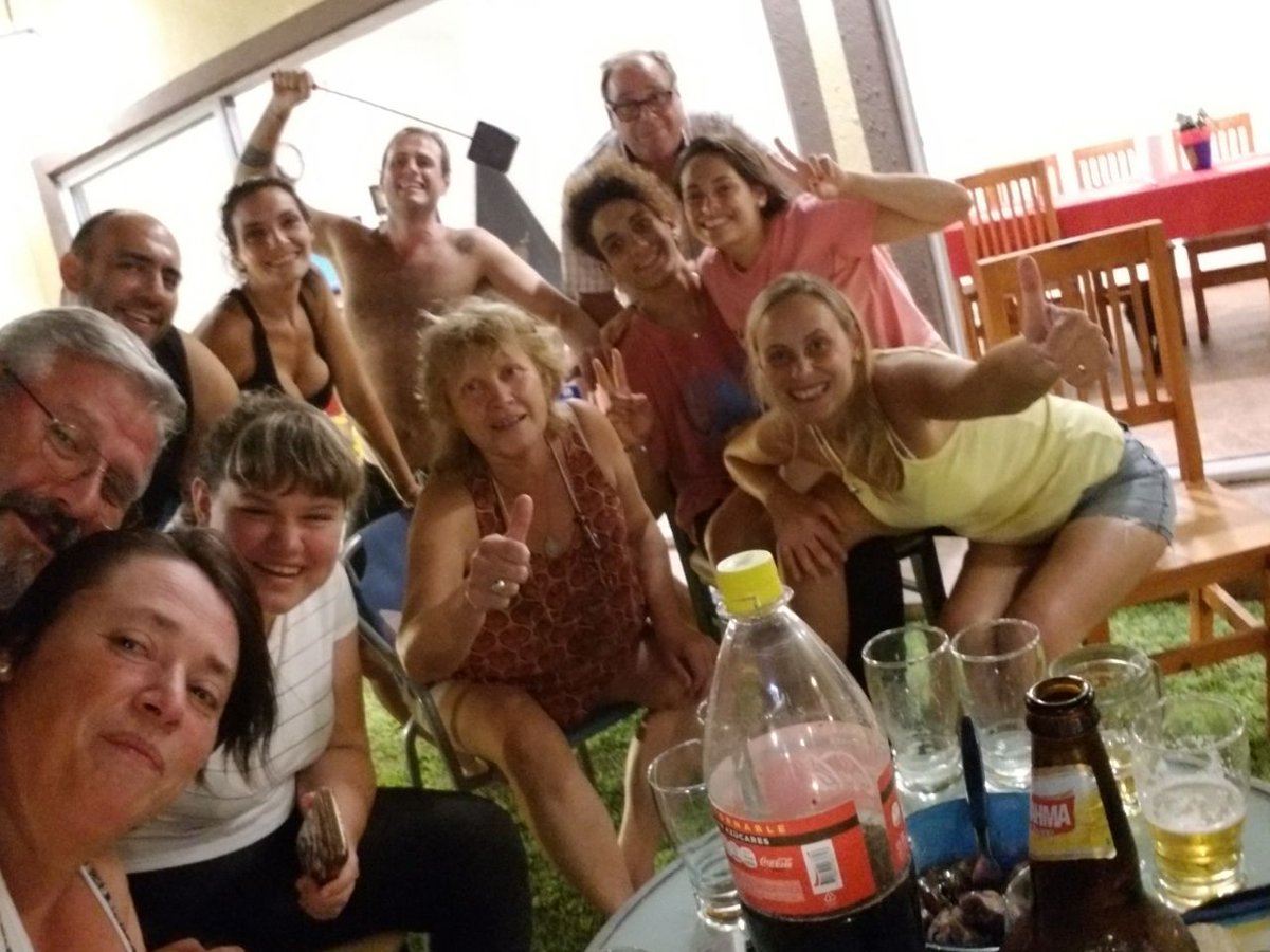 SERGIOSANTOS34's tweet image. Haciendote el aguante !!! Los 
Santos. Los Blanco y Mermolja. #FunTimeFebrero2018
@Funtime15