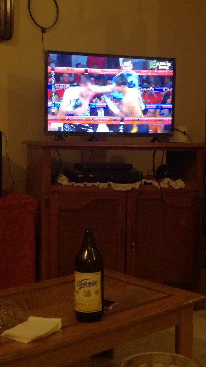 chepuii's tweet photo. Hay tiro hay tiro !!!
Para quien la victoria jejej
Saludos a todos @BoxAzteca7 @Jcchavez115 @lamazon_oficial @elzarcaguilar https://t.co/x6wKPtBI7g