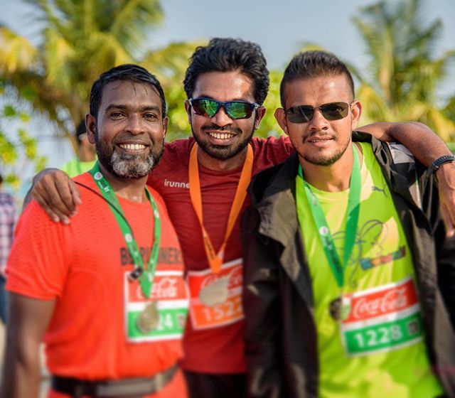 coachshujau's tweet photo. Why so serious? #heelabala π¬
.
#smile #runners #runinlaamu #postrunpic #runningmotivation https://t.co/dT8bkW4AEZ https://t.co/asRGXi46HR