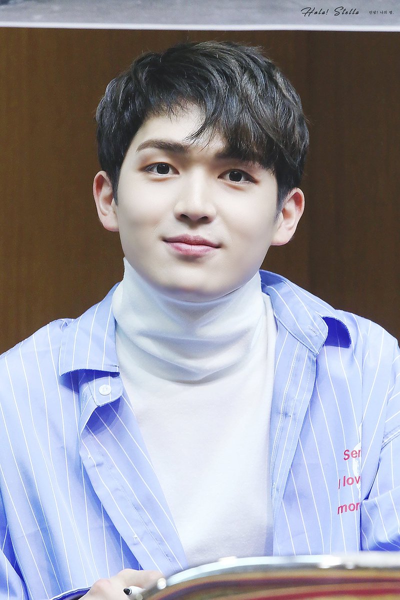 HolaStella_1121's tweet image. 171028 대전 ::

예쁘니까 걱정마
모두가 다 알잖아🎶

 #미치게_해 #GOING_CRAZY #규진 #한규진 #GYUJIN #ギュジン #곰돌이 #업텐션 #UP10TION #おぷて @UP10TION