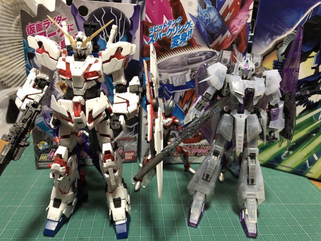 Uzivatel Belf Na Twitteru 完成ー Rgのユニコーンガンダム ガンダムベース東京とzガンダム3号機クリア ガンダムフロント東京の限定ガンプラです かっこいい この調子でどんどん積みプラを消化していこう ガンダム ガンプラ ガンプラの画像貼るとrtされると聞いて