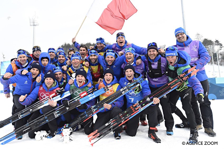 FedFranceSki's tweet photo. Une médaille de BRONZE Olympique 🥉 qui vient récompenser le travail d'un groupe hors du commun ... B R A V O 👏👏😍😍
#skidefond #espritBleu @FranceOlympique 
📸Agence Zoom https://t.co/Rj6WzYuzZT