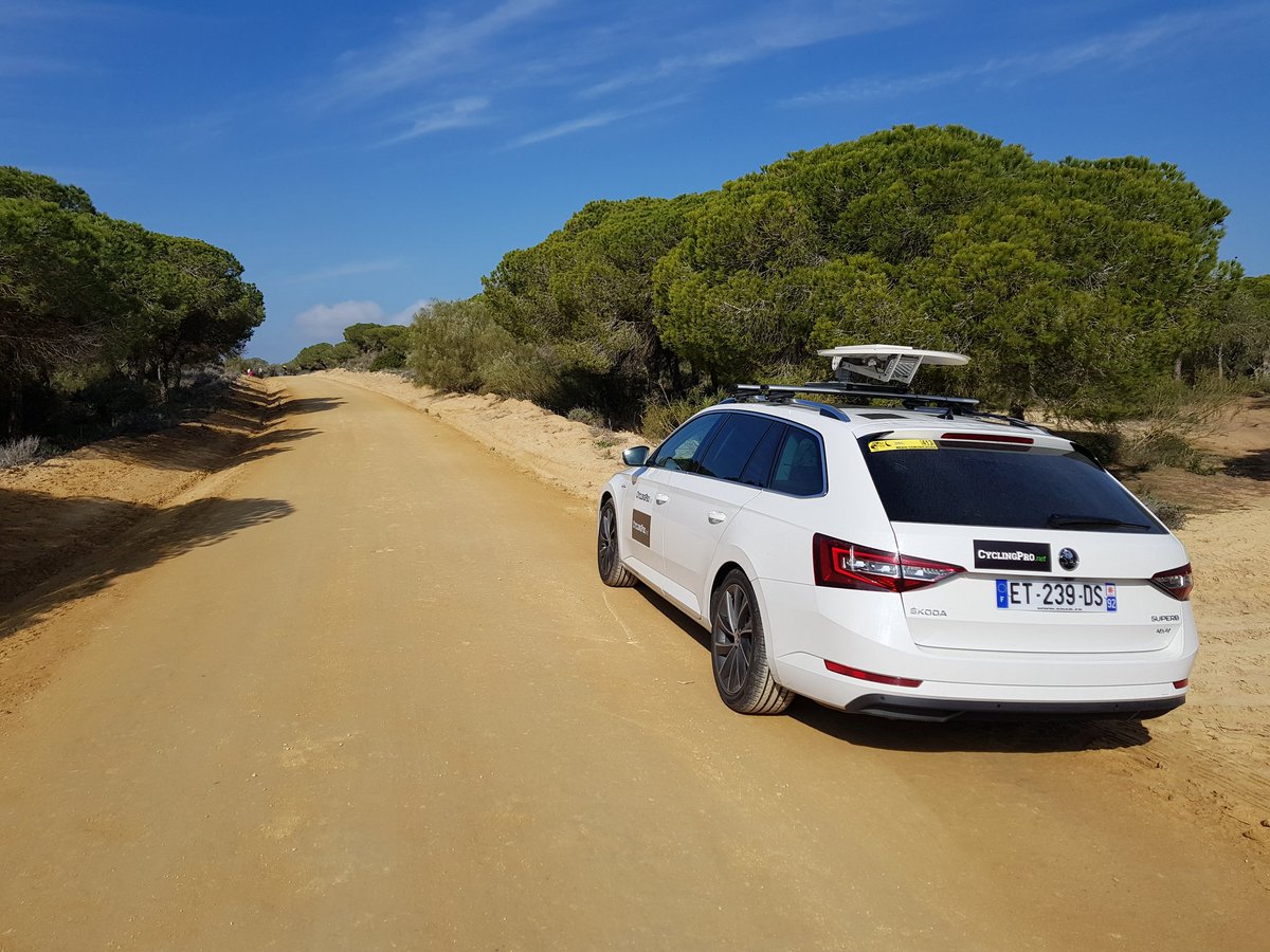 CPNcycling's tweet photo. Today it is the Dakar of Andalucia ! And it'll be reported live on https://t.co/vsm8PqsooV https://t.co/g7KObCWAHY and https://t.co/wSarP7vFpb #CPN #VueltaAndalucia #64RdS https://t.co/vs8JKWPhiw
