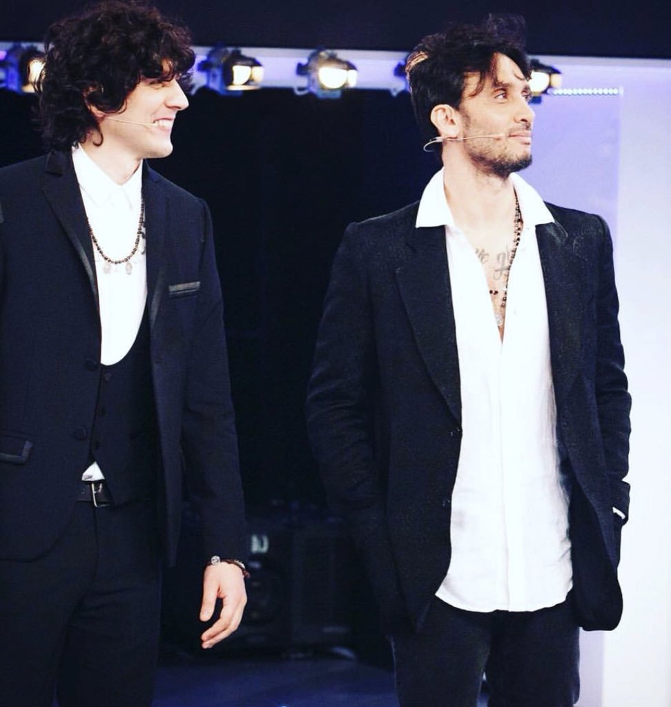massyallmusic's tweet photo. Neanche la signora Francesca, i suoi fidanzati e il “che me n’ fott” batte la coppia @MetaErmal e @FabrizioMoroOff a #cepostaperte
Picco con loro: 6.377.000 spettatori e share 23,27% https://t.co/vzx8Cdhh8a