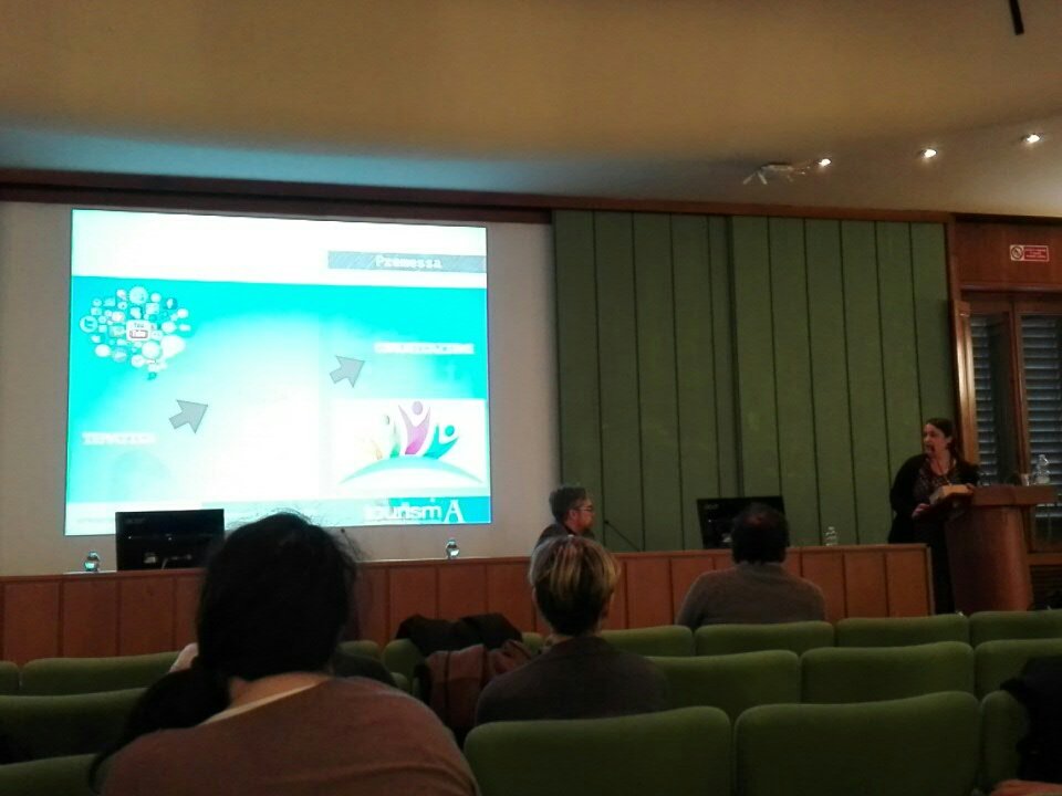 Carla_Ardis's tweet photo. #passatofuturotourisma18 #Content is the #King. Vale anche nella comunicazione archeologica. È necessario conoscere ciò di cui si parla per comunicarlo.  Con @OpusPaulicium, "In media(zione) stat virtus" 😉  #tourisma18 #ArchPub https://t.co/VyflYIItS6