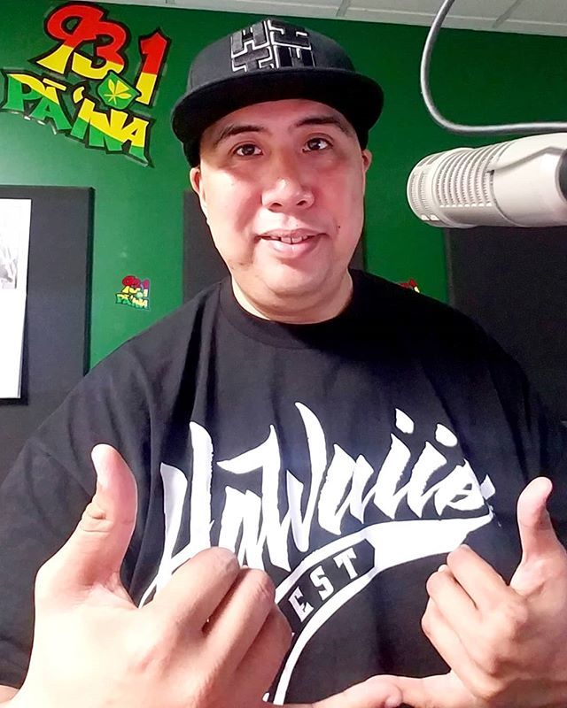 thetallfilipino's tweet photo. Happy Aloha Saturday! Join me on @931DaPaina from now until midnight! Aloha and Mahalo for listening! #931DaPaina #TheTallFilipino #DJBrandonLee808 #BLProductionsHi #Radio #RadioLife #DJ #DJLife #HiDJ #PartyDJ #WeddingDJ #PromDJ #MobileDJ #CorporateDJ #EventDJ #Emcee #EmceeL… https://t.co/fKduV1sznm