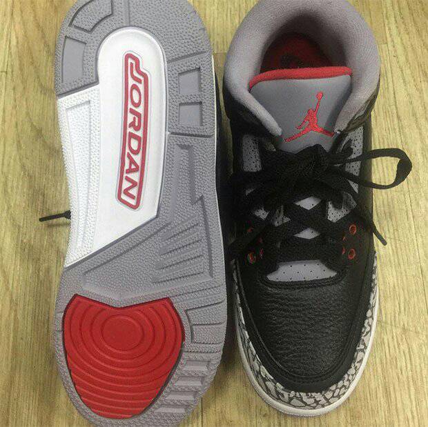 mysneakersbot's tweet photo. Air Jordan 3 Retro ’88
Release Date: February 17th, 2018
=» https://t.co/bCkGdQ6iuy https://t.co/Jr8kAh0Tv7