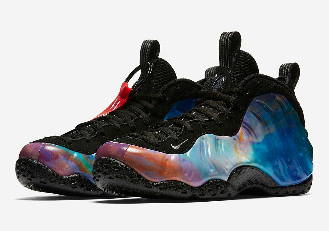 mysneaktool's tweet image. Nike Air Foamposite One
Release Date: February 18th, 2018
$230
=» bit.ly/1MeVYrY