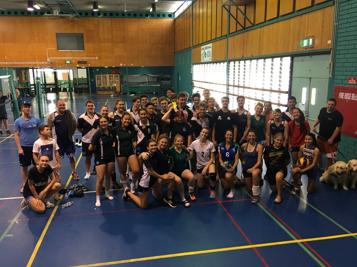 Great day Saturday with our Old Boys and Girls taking the court with our potential Open Boys and Open Girls Squads for 2018