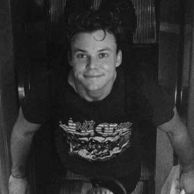 best ashton pics (@bestashtonpics) on Twitter photo 