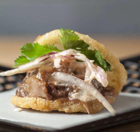 #GastroBar 
Mario Céspedes, el famoso chef peruano, abre en Madrid "Cilindro" con una cocina de fusión basada en la gastronomía peruana con guiños españoles, sobre todo a Asturias. <a href="/cilindromadrid/">Cilindro Restaurante</a>  <a href="/MarioRonda14/">Mario Cespedes</a>  <a href="/Visita_Madrid/">Visita Madrid</a>  <a href="/TurismoAsturias/">TurismoAsturias</a>