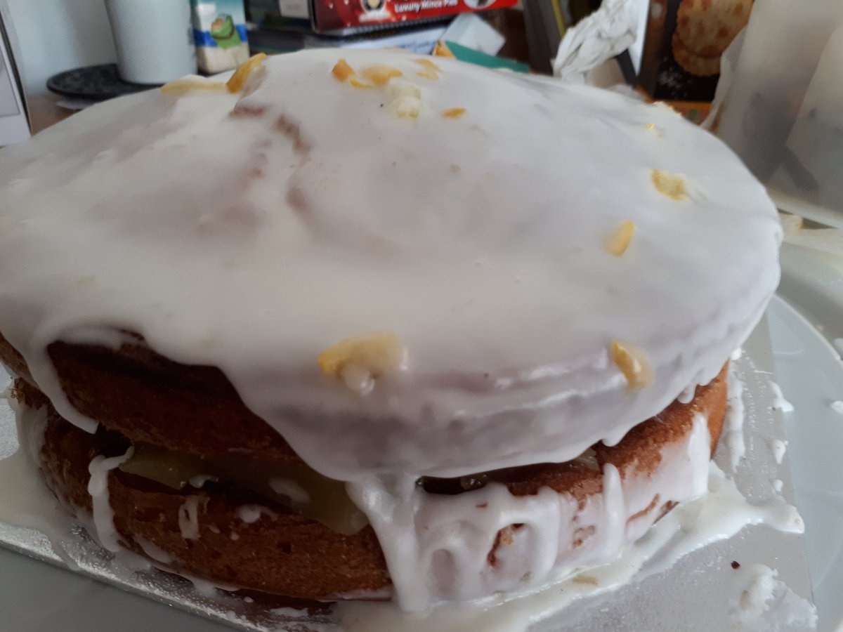 micorsica's tweet photo. lemon puddle cake 
I tend to excess 
on the sweet stuff 

#micropoetry https://t.co/fFiFbFRnlN
