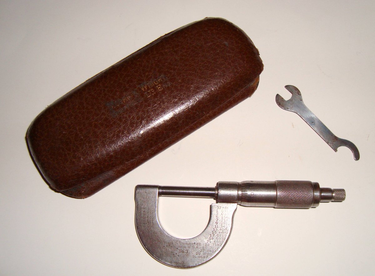 MullardAntiques's tweet photo. SALE!! Vintage Screw Thread L.S Starrett (USA Manufactured) No.3 Micrometer. Imperial Measuring Device https://t.co/bzVs3po5WU #art #watchmakerstool #screwthread #micrometer #engineering #industrial #manufacturing #measuringtool #vintagescrewthread #vintagetechnology https://t.co/U7u1MQLHZY