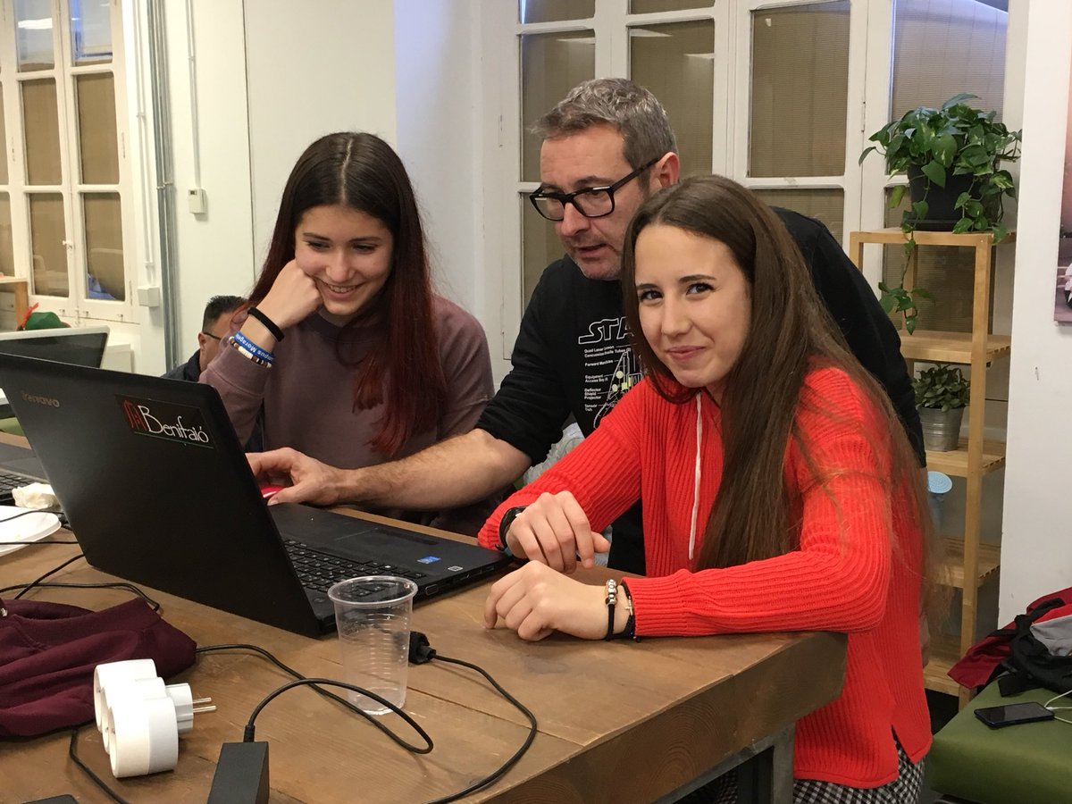 CoderDojoVLC's tweet image. @technovation #team @CoderDojoVLC @ByLinedu in @FlywireEng #coderdojogirls #LovingCode @CoderDojo