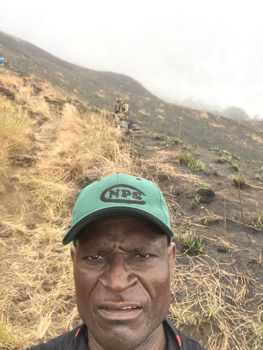 mekulualain's tweet photo. Très difficile mais belle course de l’Espoir au Mont Cameroun, heureux d’y avoir participé, en compétition avec moi-même... https://t.co/q52yUvzsxg