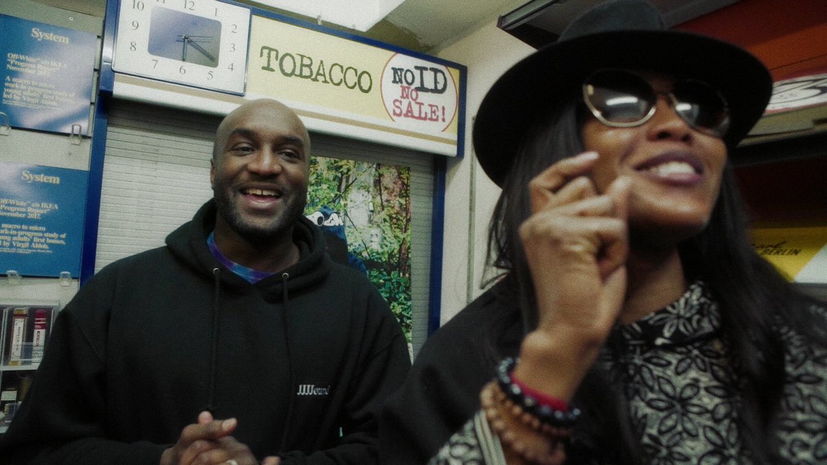 MorganFaverty's tweet image. New film out with @BritishVogue spending the day with @NaomiCampbell on the day of the #britishfashionawards youtu.be/zhQYyIwpxaI