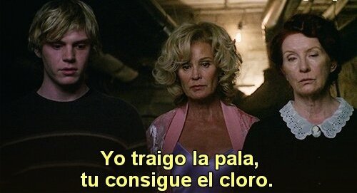 Tus amigos y tu cuando veis a alguien que os cae mal