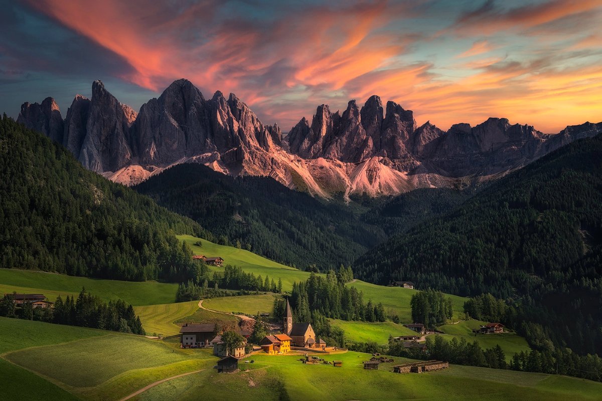 Ramon Atardecer En Santa Magdalena Valle De Funes Bolzano Italia Photography Travel