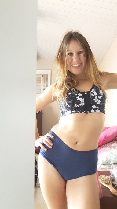 Who's ready for a #workout - gym #panties optional x https://t.co/MFUkHig6Et<a href="/tag/workout"class="tags">#workout</a><a href="/tag/panties"class="tags">#panties</a>