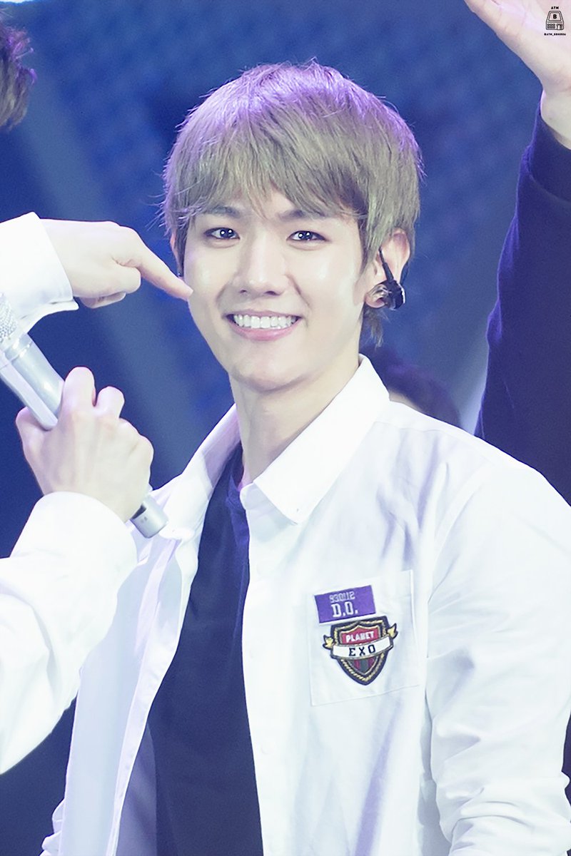 baekhyun pics (@bbhfiles) / Posts / X