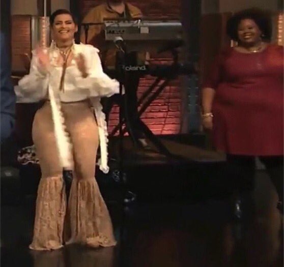 Ashton’s Old Man on X: “Nelly Furtado got dumb thick My 